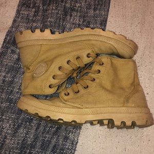Palladium Pampa Hi Boot